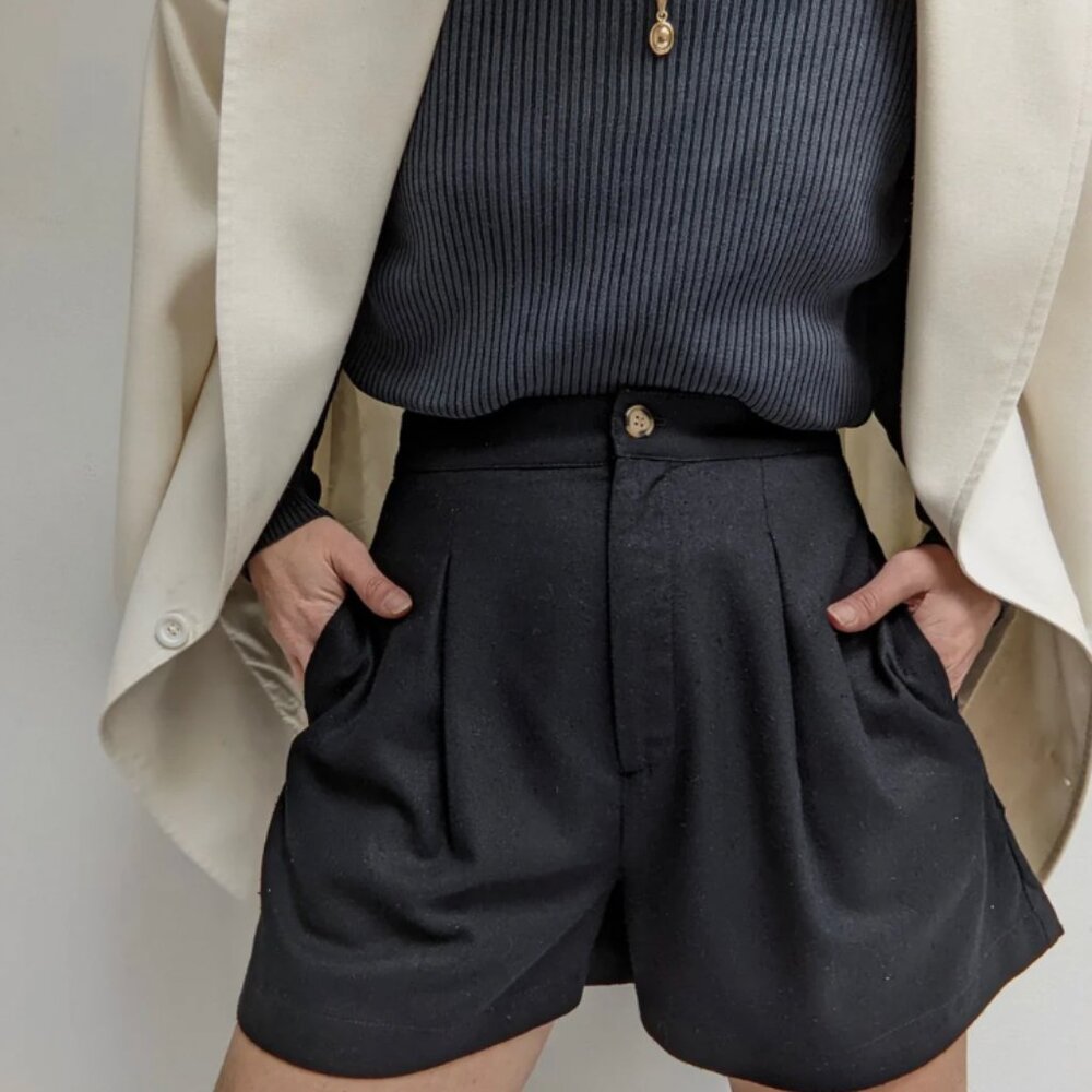 Na Nin Oliver raw silk shorts size small black